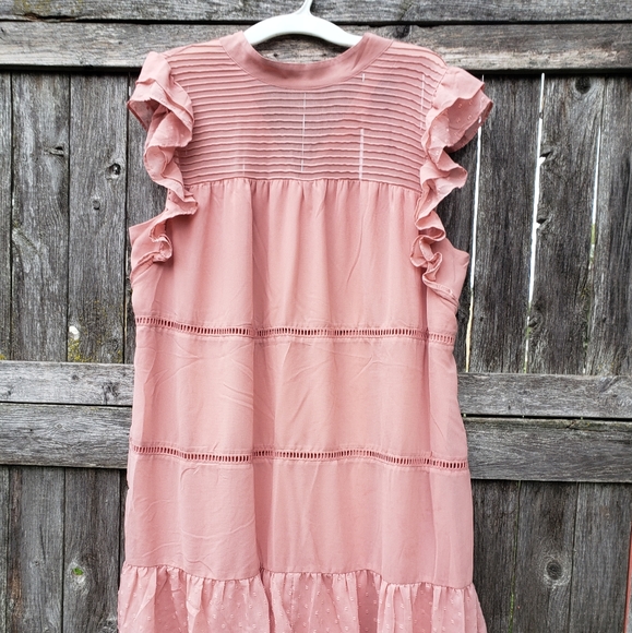 Brand new!! NWT Who What Wear designer pink flutter sleeve ruffle dress size 1X - Picture 2 of 7